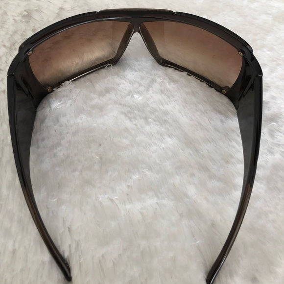 ❌❌SOLD❌❌ 🌸Authentic Dior Brown Sunglasses🌸 - Picture 7 of 8